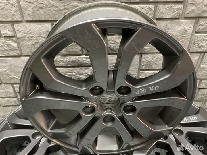 Suzuki Vitara Диск колесный литой R16