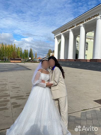 Свадебное платье