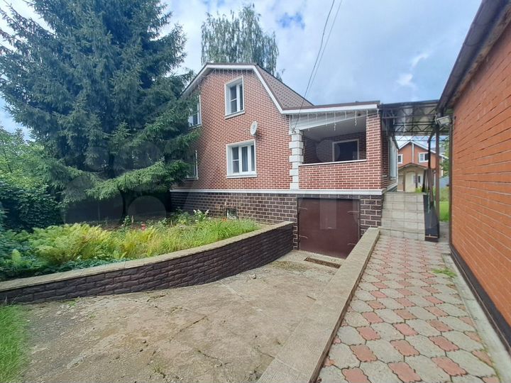 Дом 235 м² на участке 7,8 сот.