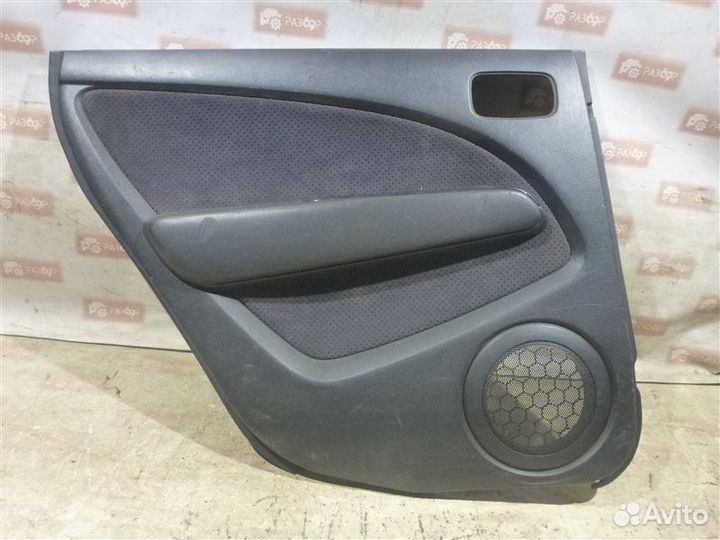 Обшивка двери задняя левая Mitsubishi Outlander