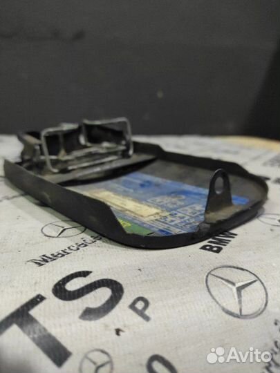 Лючок бензобака Mercedes-Benz E Class W210