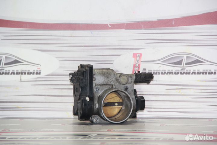 Заслонка c Toyota Crown JKS175 2JZ-FSE