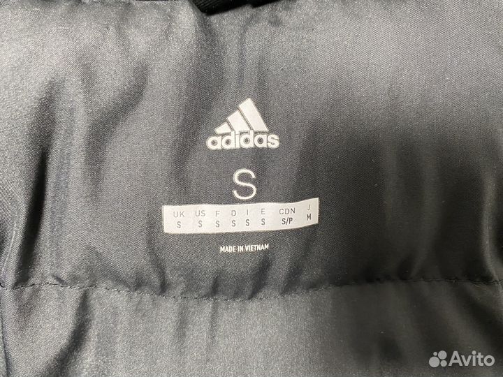 Демисезонная куртка Adidas оригинал, р.164