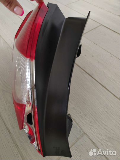Фонарь задний левый