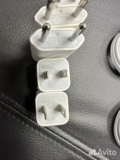 Оригинальная зарядка на iPhone с комплекта