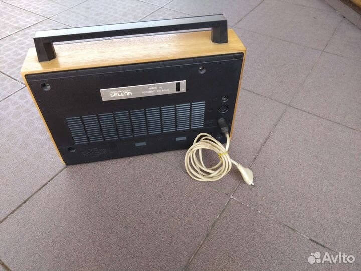 Радиоприемник selena 215