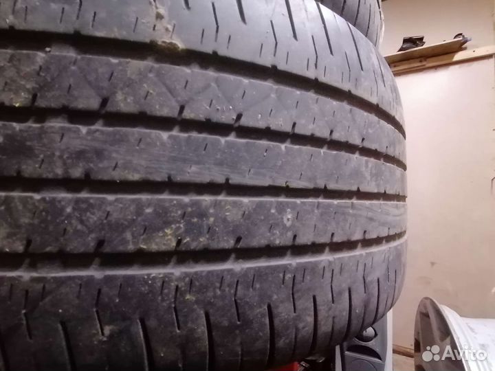 Bridgestone Dueler H/P 92A 265/50 R20