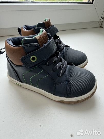 Демисезонные ботиночки, 25