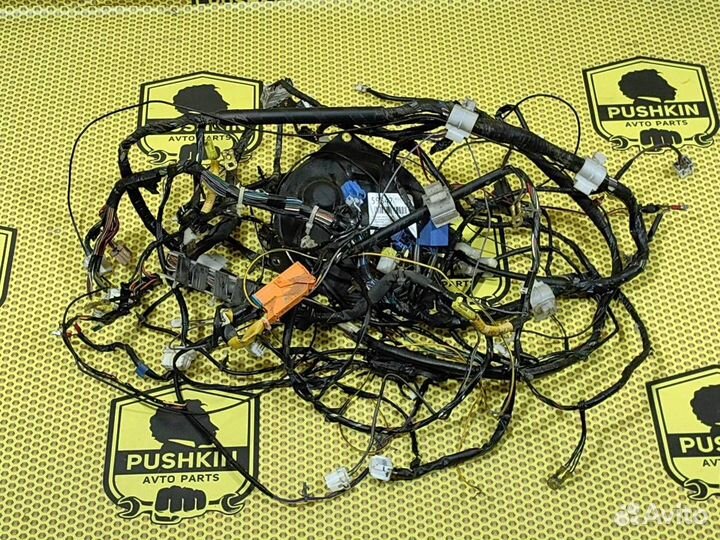 Проводка салона правая Nissan Almera B10 QG16 2007