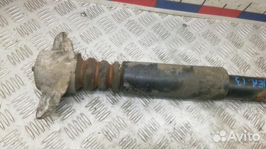 Амортизатор задней балки volkswagen passat B6 (UEA13LX01)