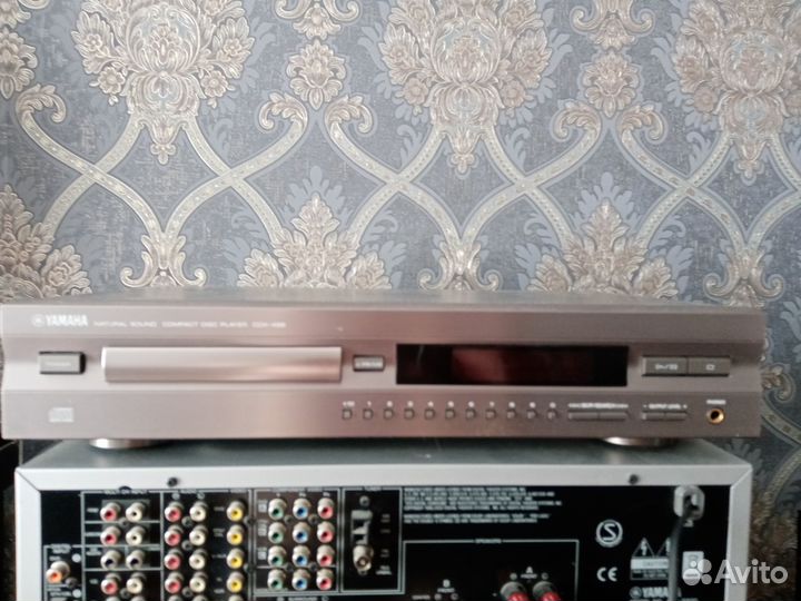 Усилитель мощности yamaha HTR-5830 и проигрыватель