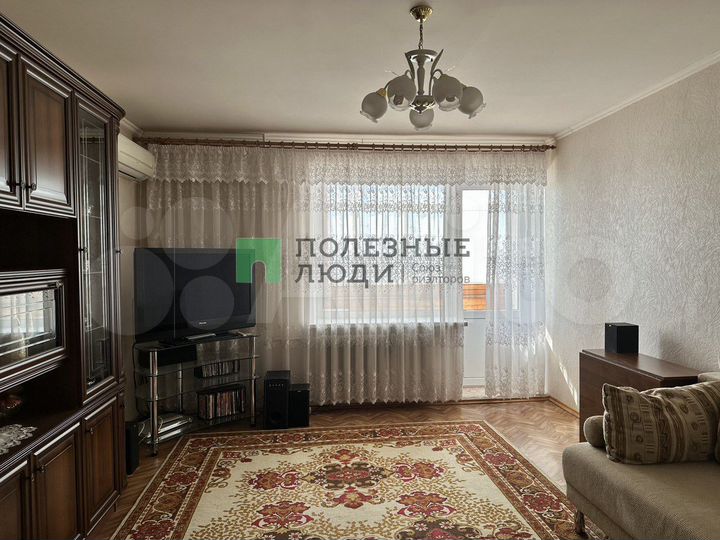 4-к. квартира, 77,2 м², 10/10 эт.