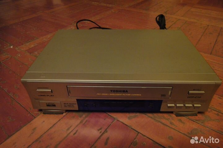 Видеоплеер и Видеомагнитофон