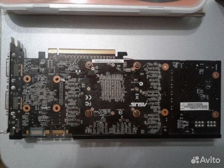 Asus GTX 260, GT 9800 & 9400