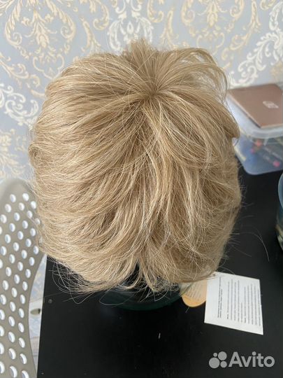 Парик женский