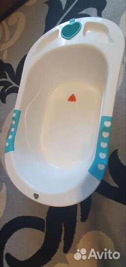 Ванночка для купания с горкой