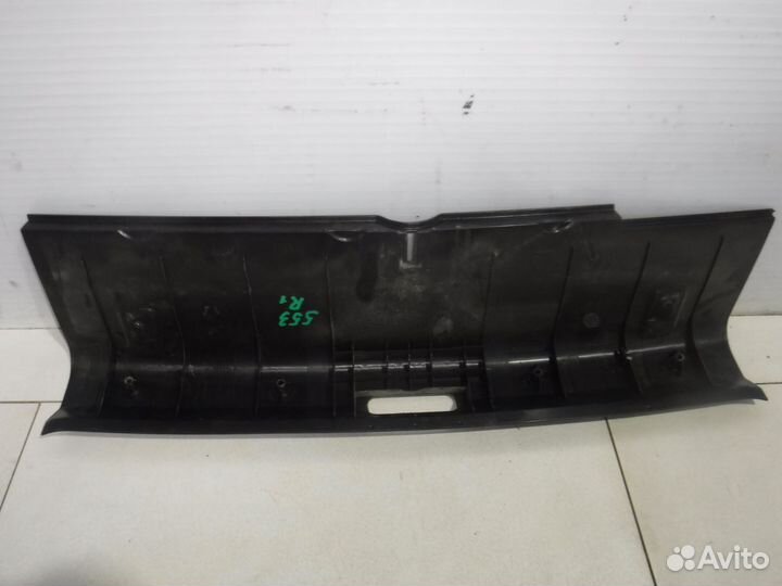 Обшивка багажника Peugeot 206