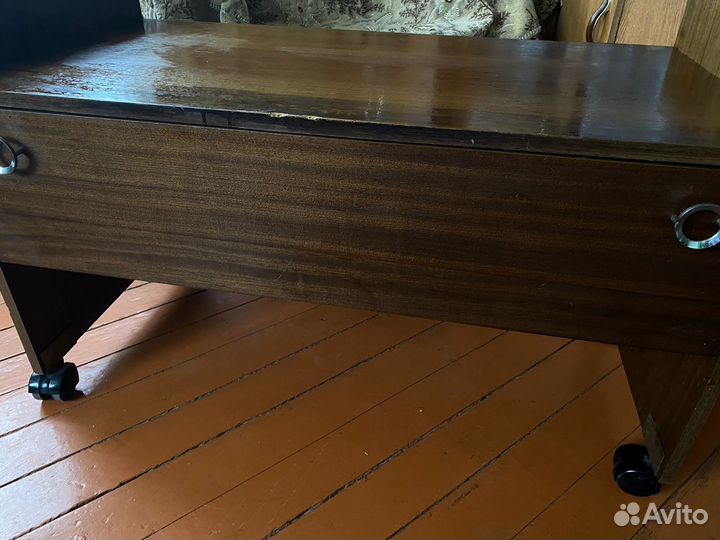 Тумба под телевизор