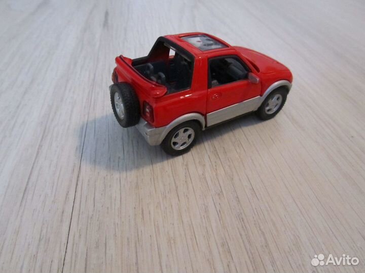 Модель Toyota Rav 4 1 : 43