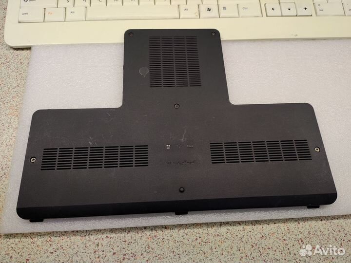 Крышка HP Pavilion DV7-4000 3GLX900