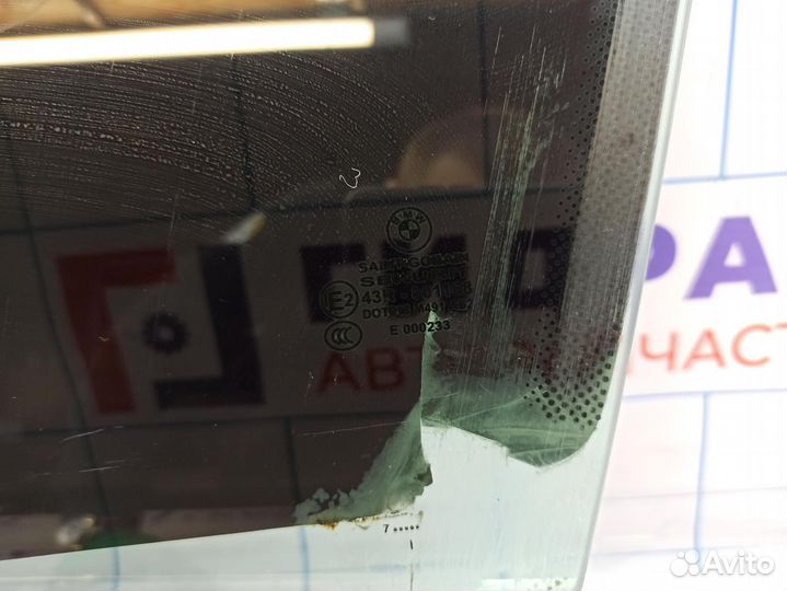 Стекло переднее левое BMW 6 (E63) 51337009709