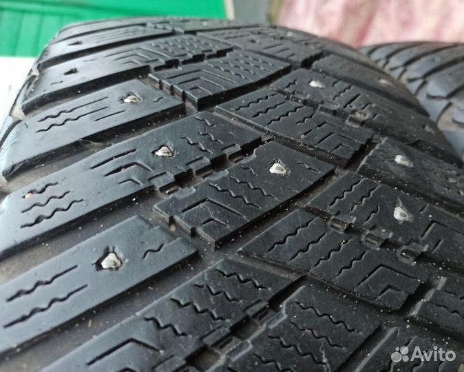 Goodyear Ultragrip Ice Arctic 205/55 R16