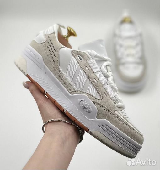 Кроссовки женские Adidas Adi2000