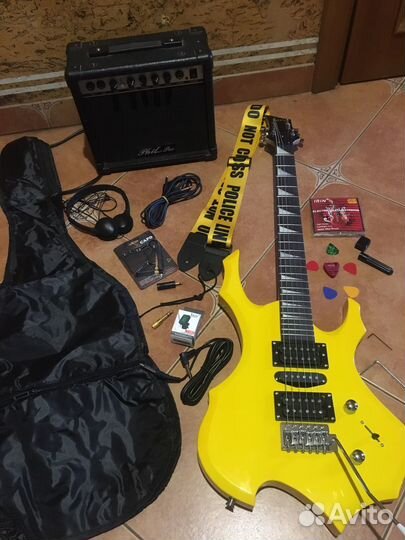 Электрогитара Irin комбо и полный комплект
