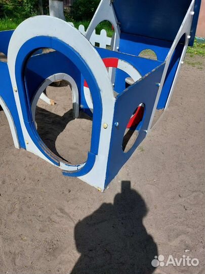 Домик-лабиринт, качалка