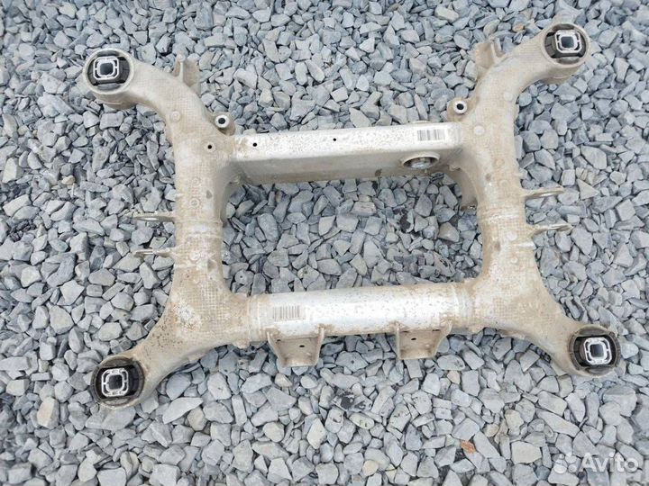 Балка задняя BMW 5 F07/F10/F11 F10 2012