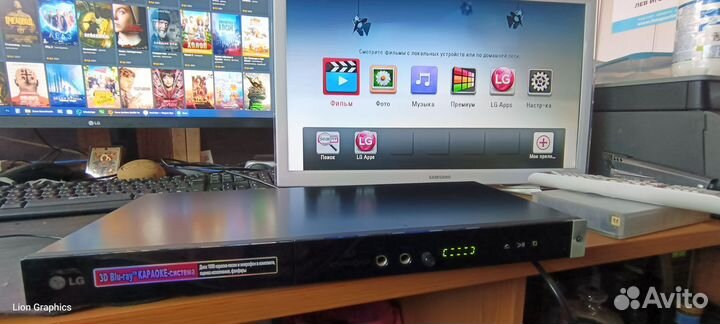 Плеер LG 3D Blu-rayDVD караоке BKS-1000