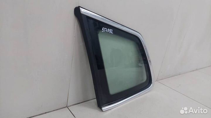 Стекло кузовное глухое левое Skoda Karoq 2017