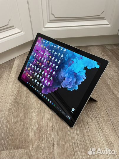 Microsoft surface pro 5 i5/8/256