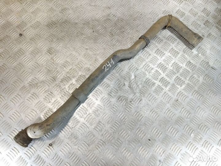 Патрубок радиатора Volkswagen Touareg 2002 2010