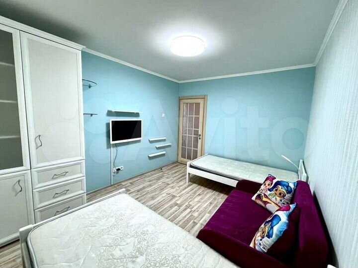 2-к. квартира, 58 м², 10/16 эт.