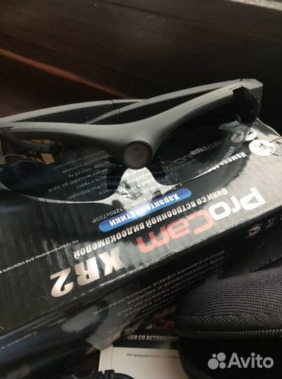 Очки со встроенной выдеокамерой