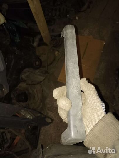 Накладка сиденья левая Skoda Octavia tour