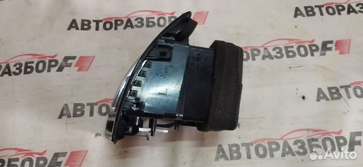 Geely emgrand EC7 Дефлектор воздушный левый