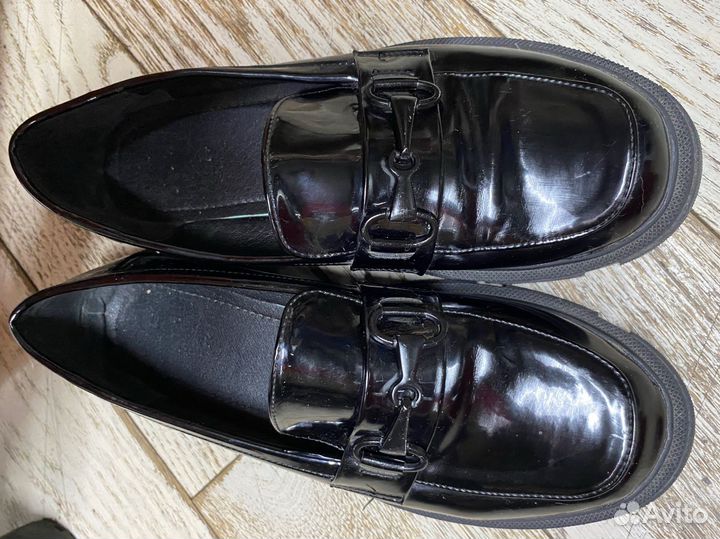 Лоферы женские 39 размер