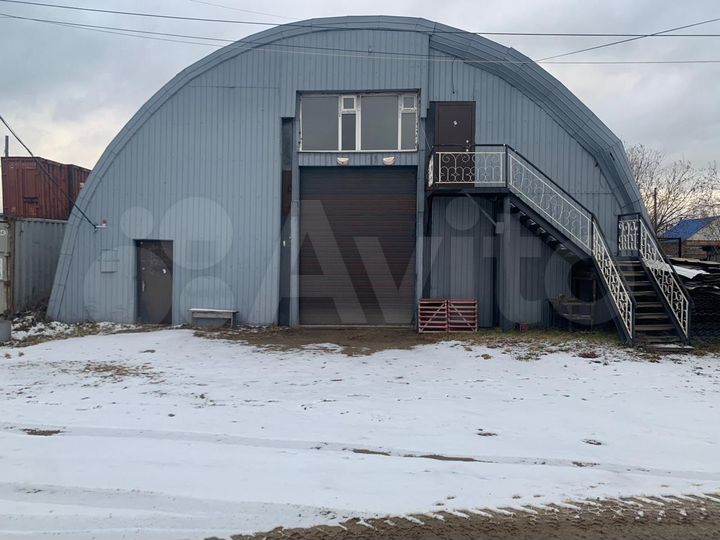 Гараж, > 30 м²