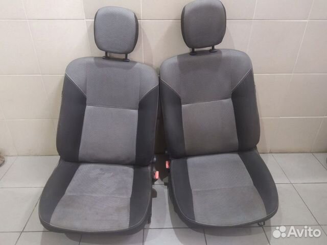 Сиденье передние. Рено Ниссан