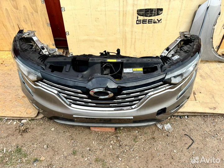 Передняя часть Рено Колеос HZG дорестайлинг