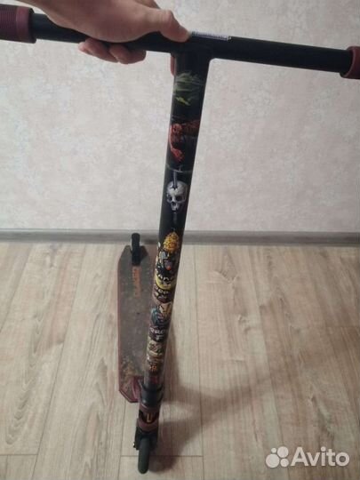 Трюковой самокат Duker 404