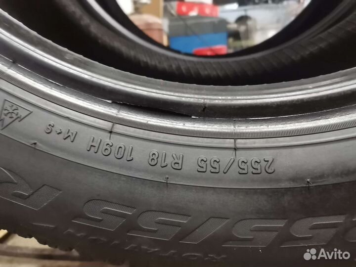 Pirelli Ice Zero FR 255/55 R18