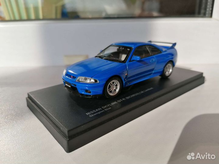 Nissan skyline bcnr 33 синий