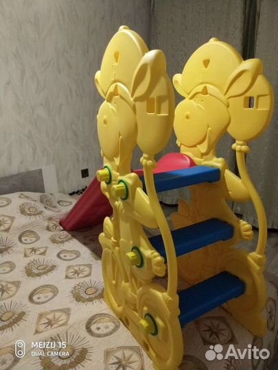 Продам горку детскую пластиковую