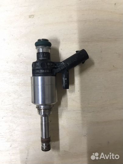 Топливная форсунка 06L906036J Passat B8