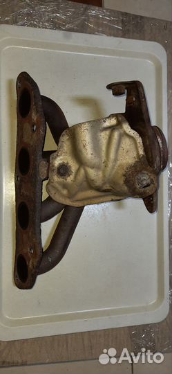 Выпускной коллектор на Ниссан Ноут