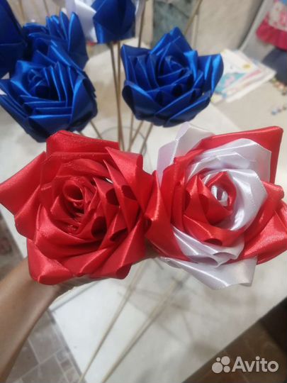 Цветы букет корзина из атласных лент в подарок