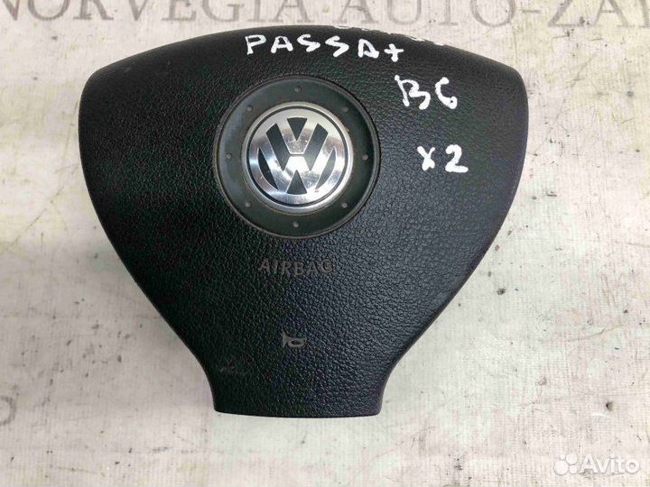 Подушка безопасности водителя Volkswagen Passat B6